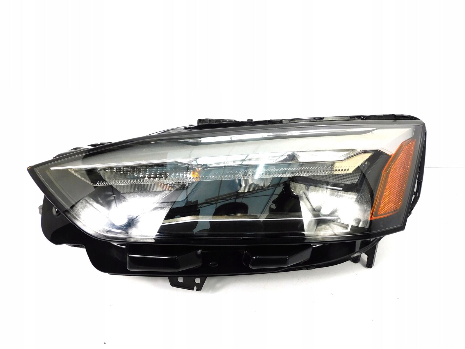 Phare avant gauche à LED haute qualité pour Audi S5 (2020-2023), référence AU2502225
