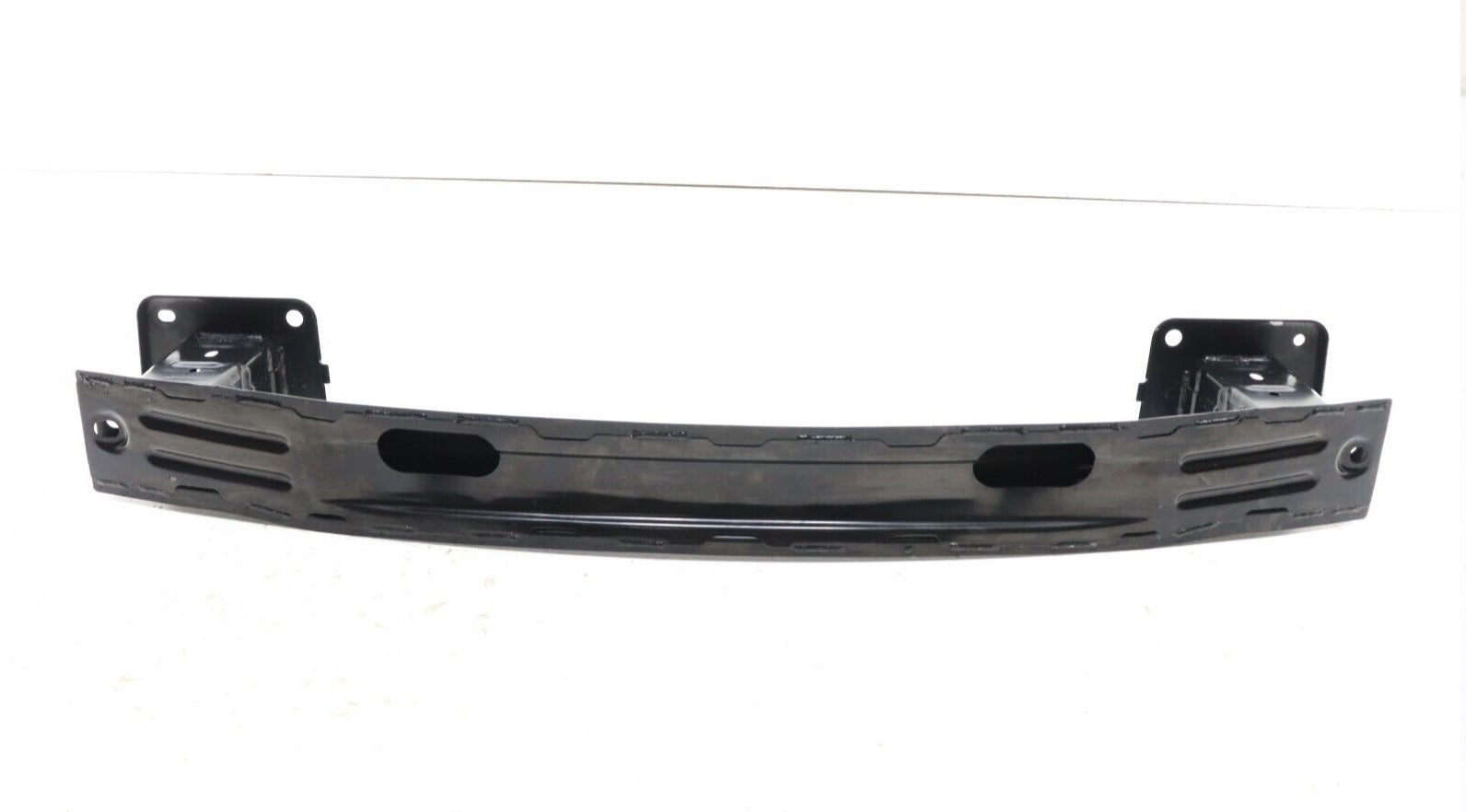 Barre d'armature arrière en acier sans attelage pour Ford Escape Hybrid 2020-2025, FO1106385