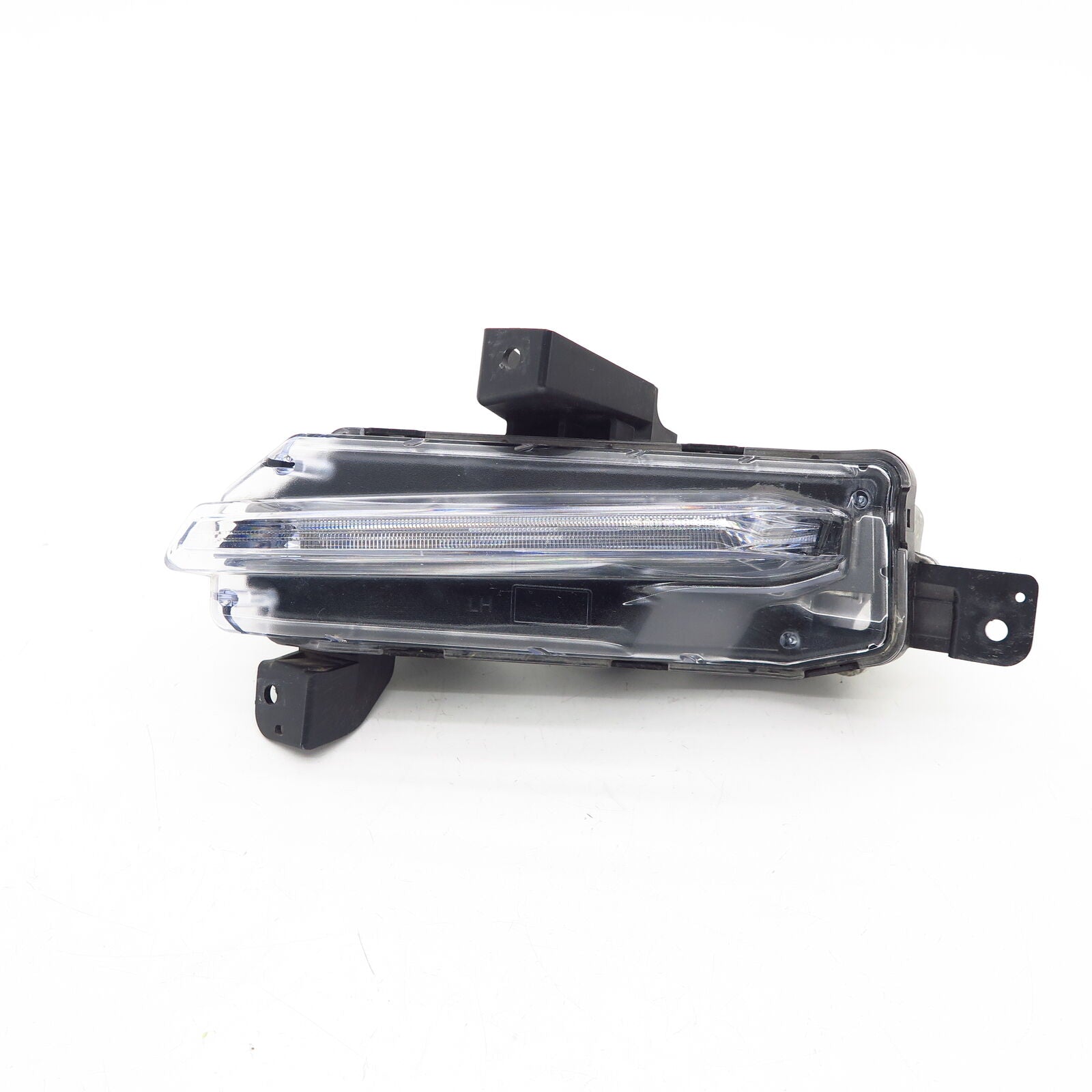 Feu de jour côté conducteur pour Chevrolet Camaro 2016-2022 Capa, GM2562119C - Hunt Parts