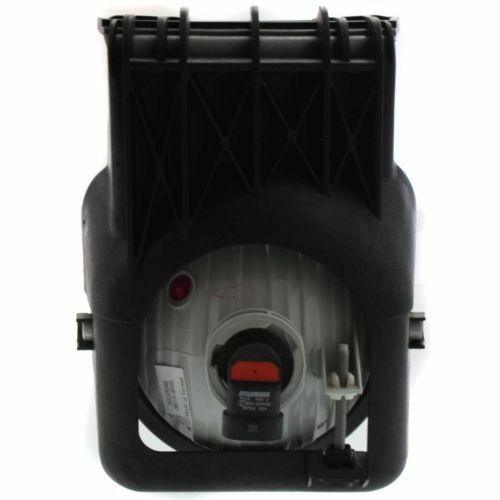2003-2004 Gmc Sierra 1500 Fog Lamp Front Driver Side Capa , GM2592128C