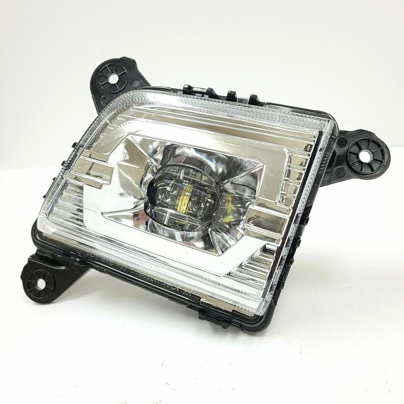 Phare antibrouillard côté conducteur pour Chevrolet Silverado 1500 (2019-2021), référence GM2592332C