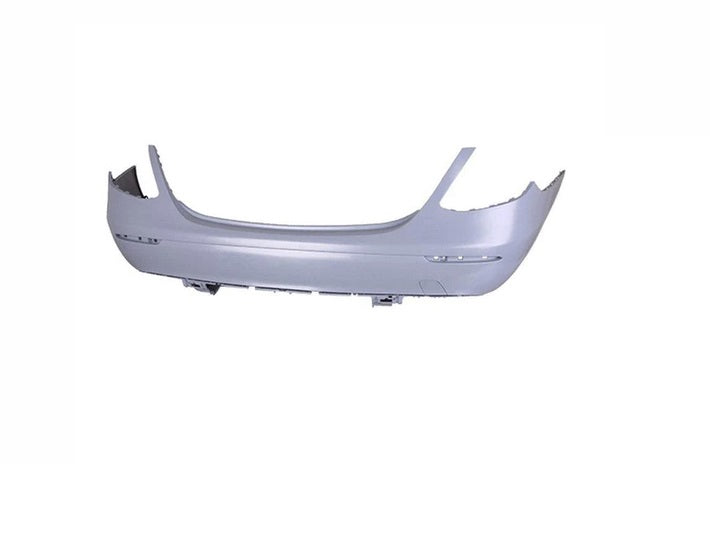 Pare-chocs arrière Mercedes E300 2017-2019 apprêté PTM pour berline avec pack luxe/rainures de moulure sans capteur d'aide au stationnement, MB1100416 - Hunt Parts