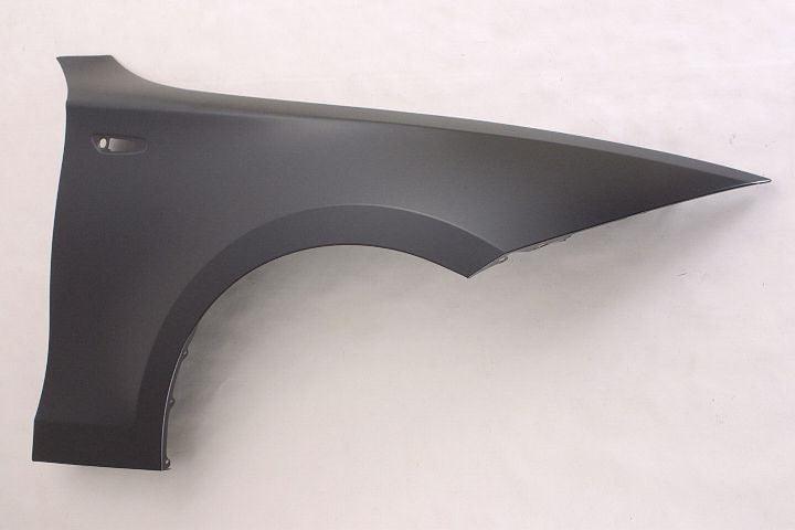 Aile avant côté passager BMW Série 1 2008-2013, BM1241144
