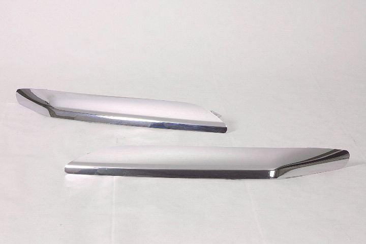 Moulure de pare-chocs avant supérieure côté conducteur Chrysler Pacifica 2004-2006, plastique chromé, CH1046101