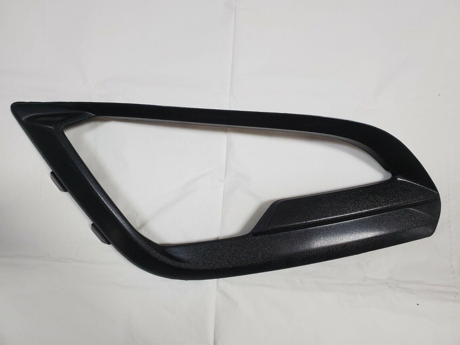 Enjoliveur de feu antibrouillard avant droit texturé pour Ford EcoSport (2018-2022), référence FO1039185