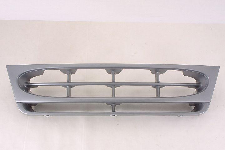 Calandre Ford Econoline 1997-2002 argentée, FO1200338