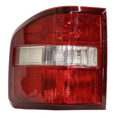 Feu arrière côté conducteur pour Ford F150 2004-2008 (modèles hors Heritage Capa), référence Fo2800185C - Hunt Parts