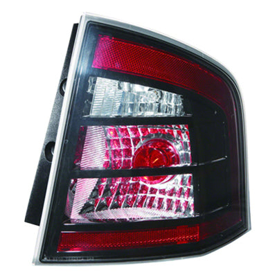 Feu arrière côté passager pour Ford Edge 2009-2010 Sport Pkg Capa, référence Fo2819133C - Hunt Parts