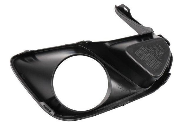 2017-2020 Chevrolet Sonic Sedan Fog Lamp Bezel Front Passenger Side