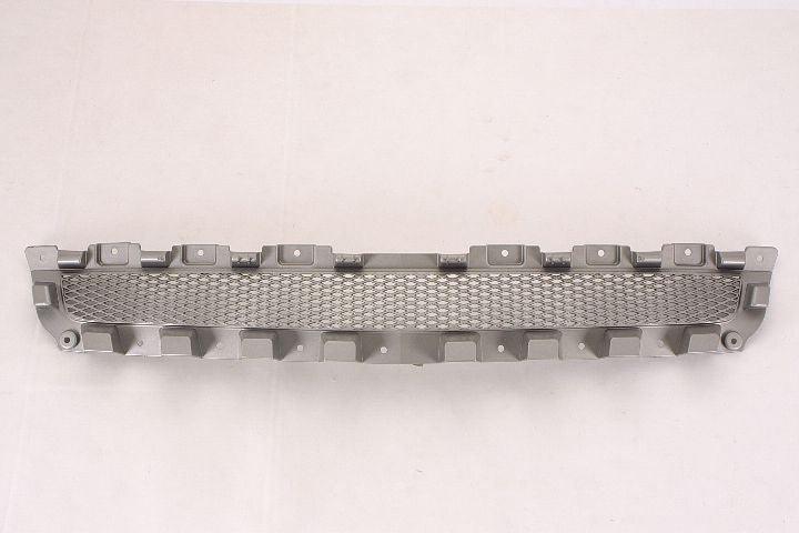 Calandre supérieure Chevrolet Malibu 2008-2012 argentée, GM1200603