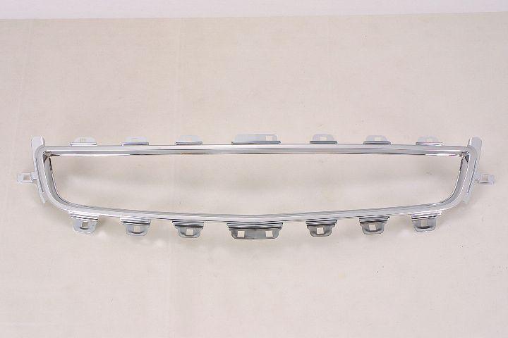 Moulure centrale de calandre pour Chevrolet Malibu 2008-2012 ABS, GM1210115