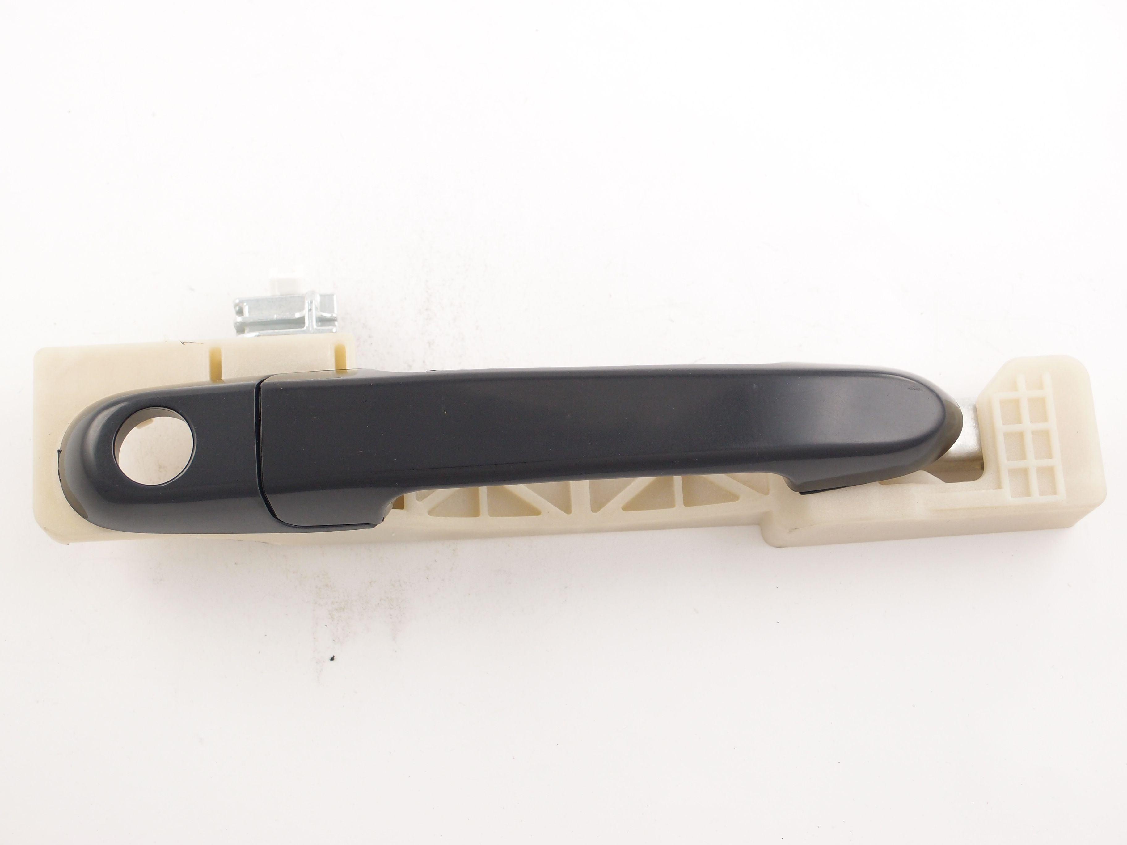 Poignée de porte extérieure avant côté passager pour Hyundai Accent Berline 2006-2011, apprêtée en noir, HY1311117