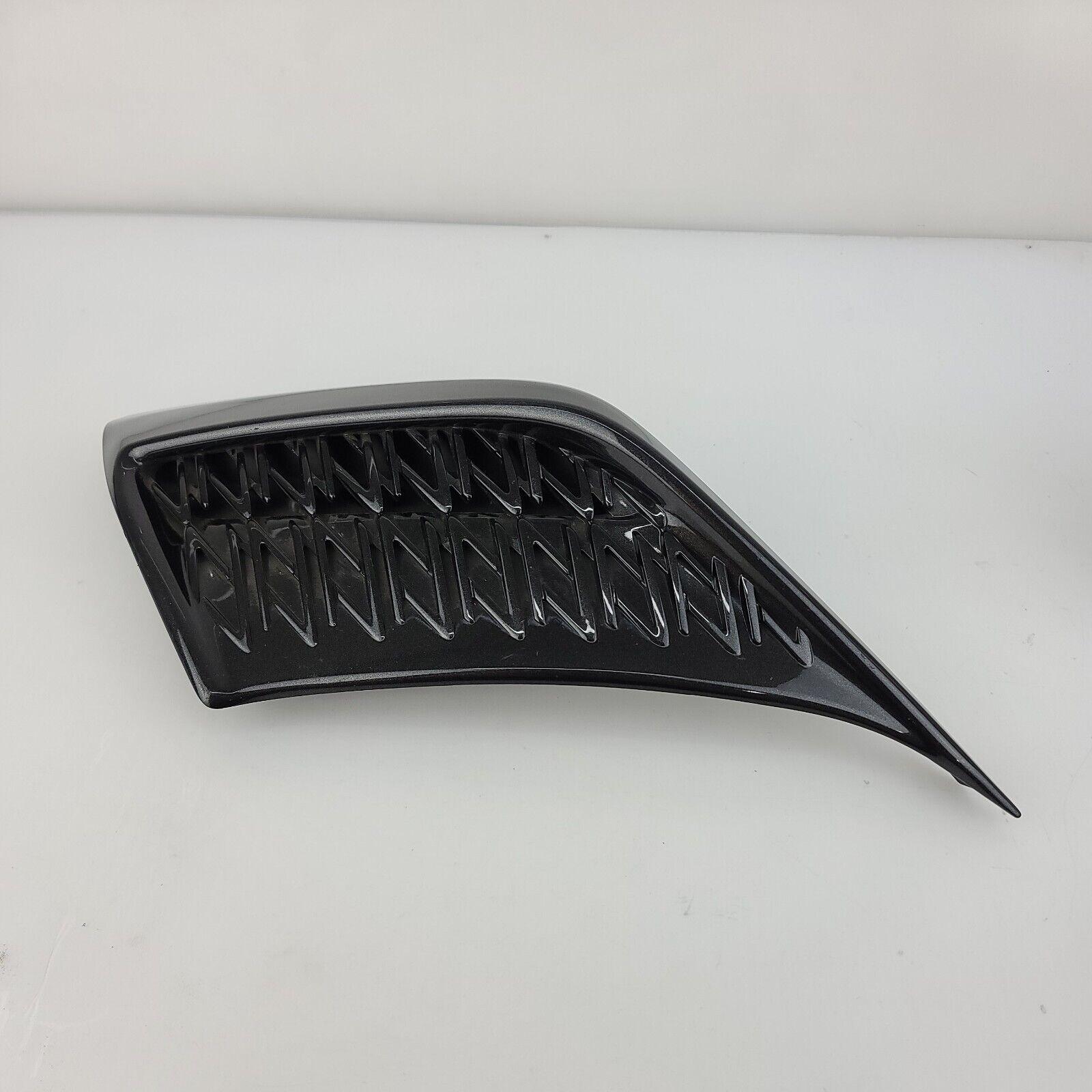 Calandre côté passager Lexus ES300H 2019-2021 Noir brillant avec pack F-Sport, LX1039134