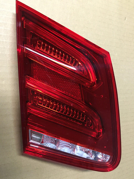 2015-2016 Mercedes E300 Trunk Lamp Passenger Side (Backup Lamp) Sedan/Hybrid High Quality