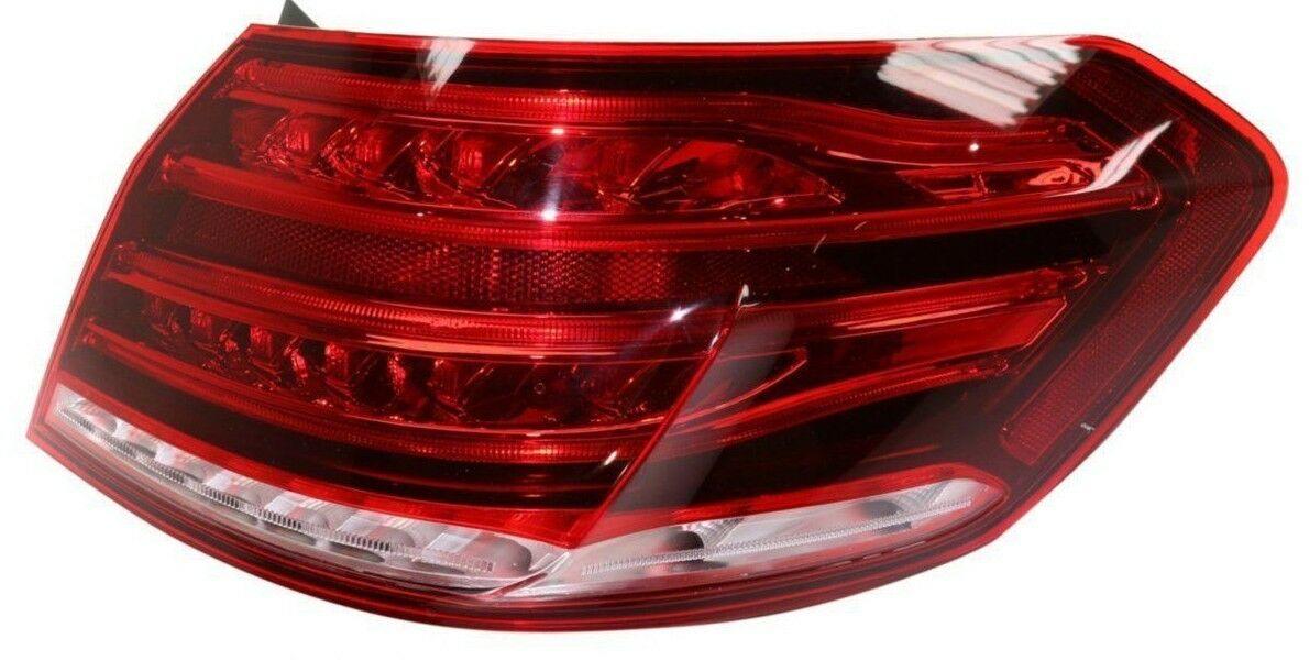 Feu arrière côté passager Mercedes E400 2015-2016 Berline/Hybride Haute Qualité, MB2805112