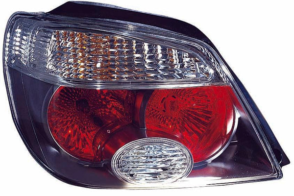 2005-2006 Mitsubishi Outlander Tail Lamp Driver Side Ltd High Quality
