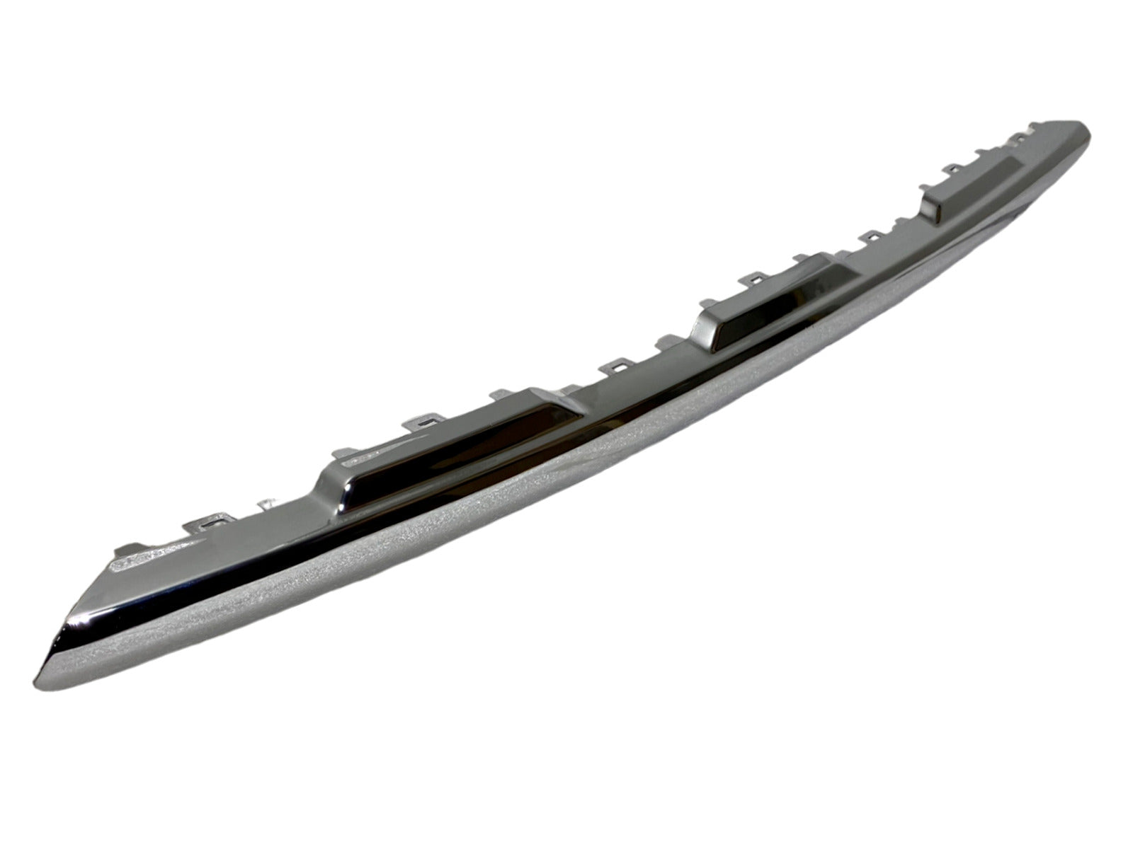 Moulure de pare-chocs avant inférieure chromée pour Nissan Rogue 2021-2023, NI1044121U