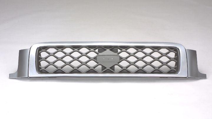 Calandre Nissan Pathfinder 1999-2001 SE, chromée/argentée/anthracite avec moulure chromée, NI1200188