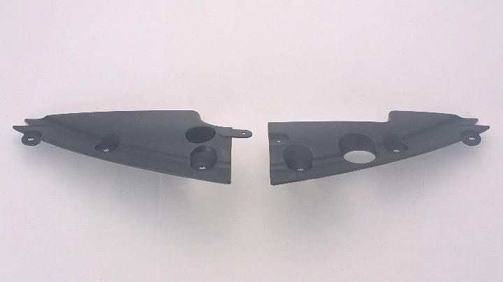 Moulure de calandre supérieure côté passager Nissan Murano 2003-2007, NI1213101