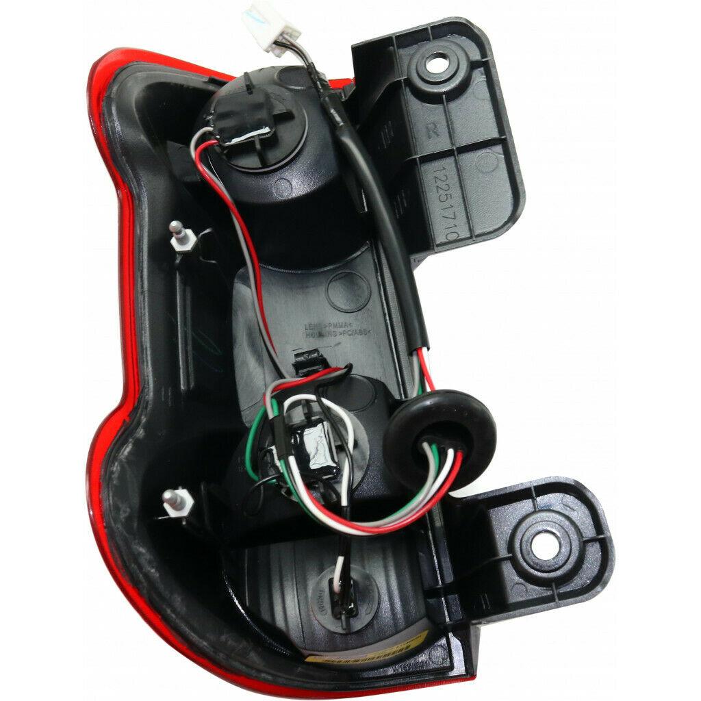 Feu arrière côté passager Nissan NV200 2013-2021 Haute qualité, NI2801201