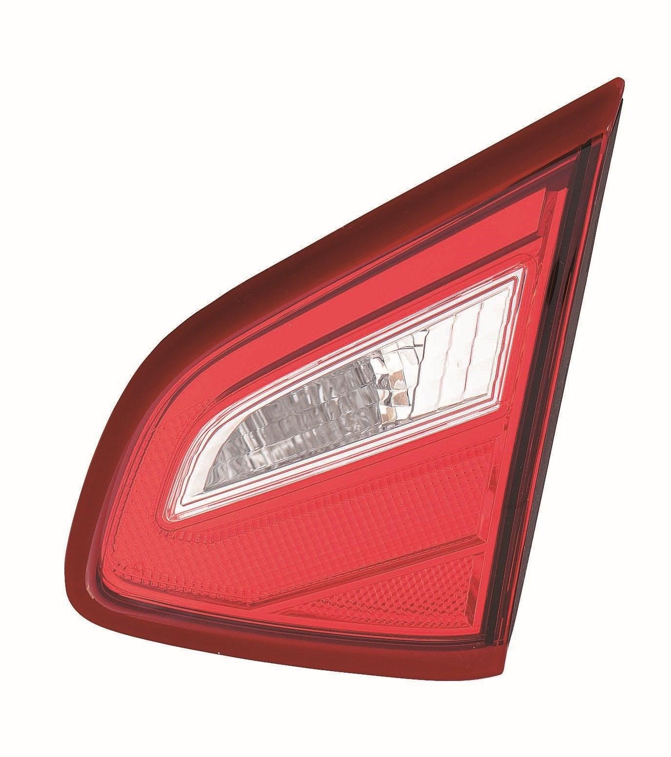 Feu de coffre côté passager pour Nissan Altima Berline 2016-2017 (feu de recul) Haute qualité, NI2803110