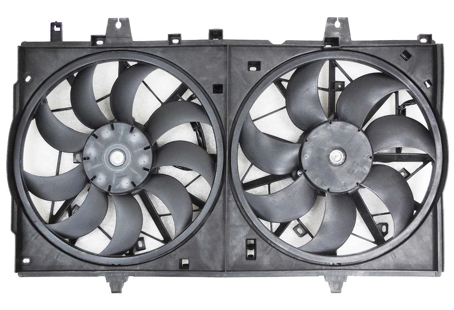 Ensemble ventilateur de refroidissement Nissan Rogue 2014-2018 (deux ventilateurs, moteur 2,5 L L4, référence Ni3115150U) - Hunt Parts