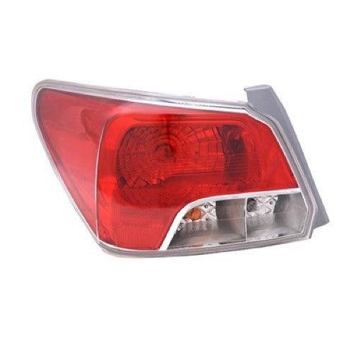 Feu arrière côté conducteur pour Subaru Impreza 2012-2016 2.0L Berline Capa, référence SU2818103C - Hunt Parts