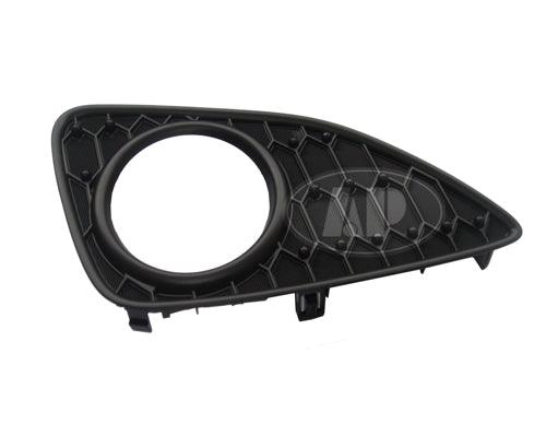 2012-2014 Toyota Yaris Hatchback Fog Lamp Bezel Front Passenger Side Se