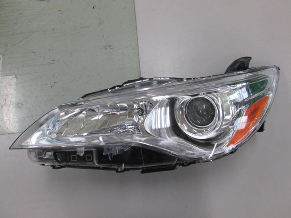 2015-2017 Toyota Camry Hybrid Head Lamp Driver Side Halogen Le/Xle Chrome Bezel Without Led Kentucky Built High Quality