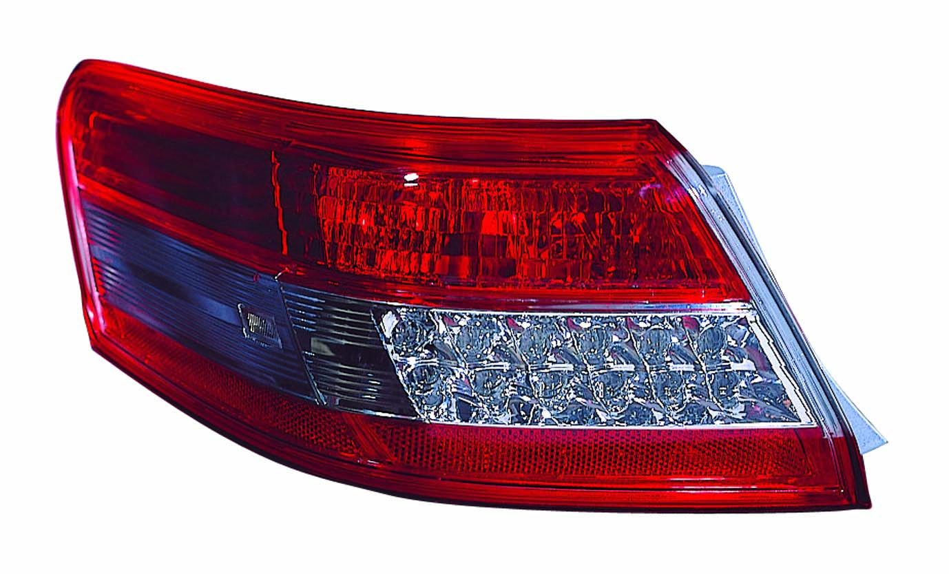 Feu arrière côté conducteur pour Toyota Camry 2010-2011 (fabrication USA), référence Capa, TO2804106C - Hunt Parts