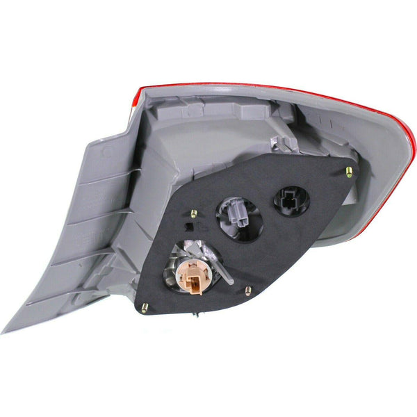 2012-2014 Toyota Camry Tail Lamp Driver Side
