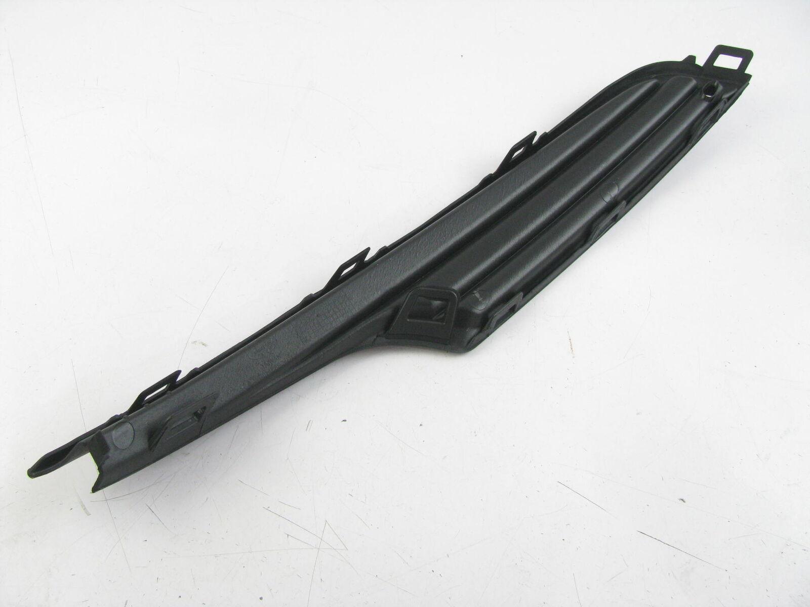 Calandre extérieure côté conducteur pour Volkswagen Golf Hatchback 2015-2017 sans baguette chromée, VW1038139