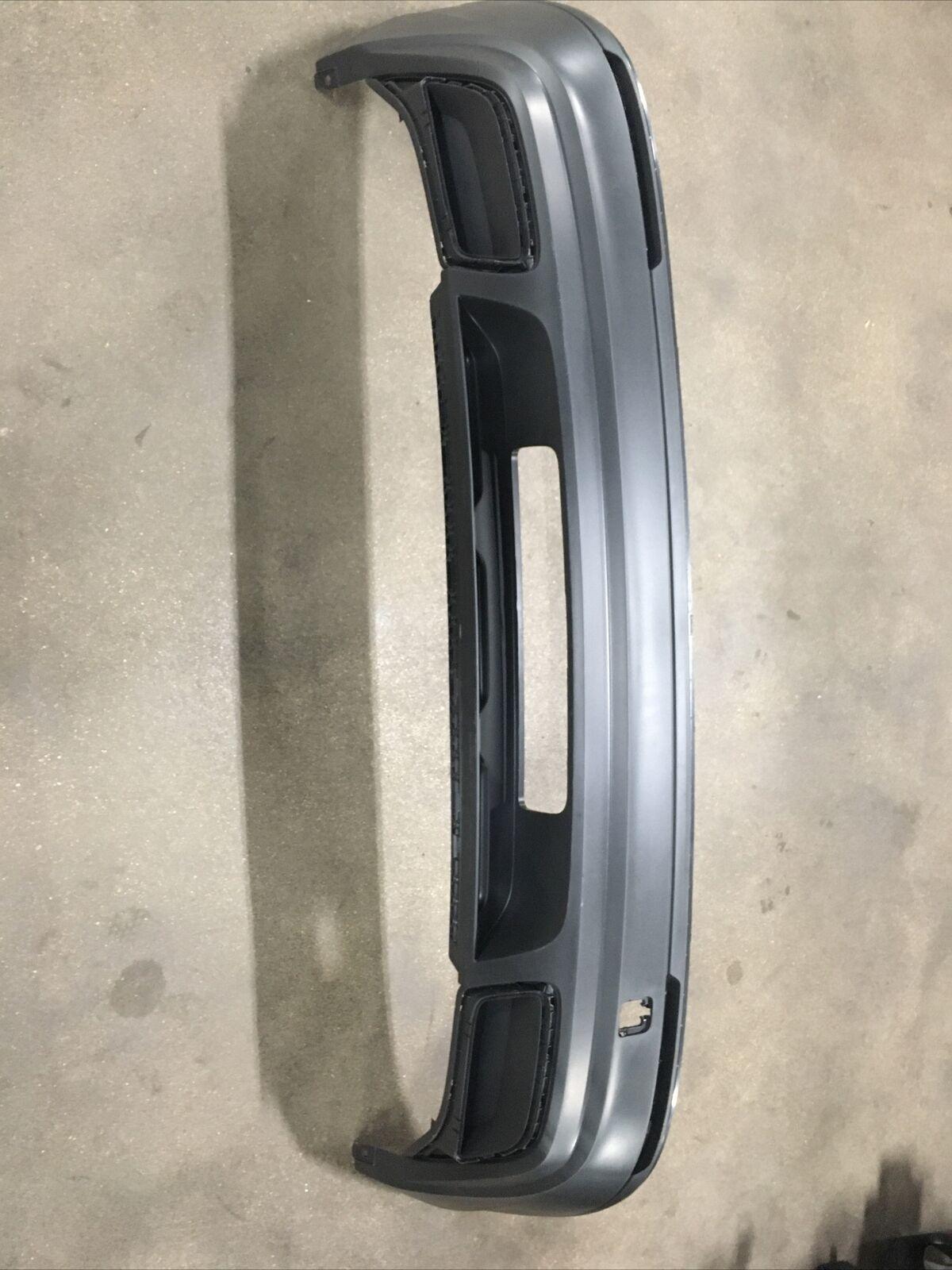 Pare-chocs arrière inférieur pour Volkswagen Tiguan 2018-2021, texturé, sans capteur/R-Line, avec trou d'attelage/moulure intégrée, VW1115113