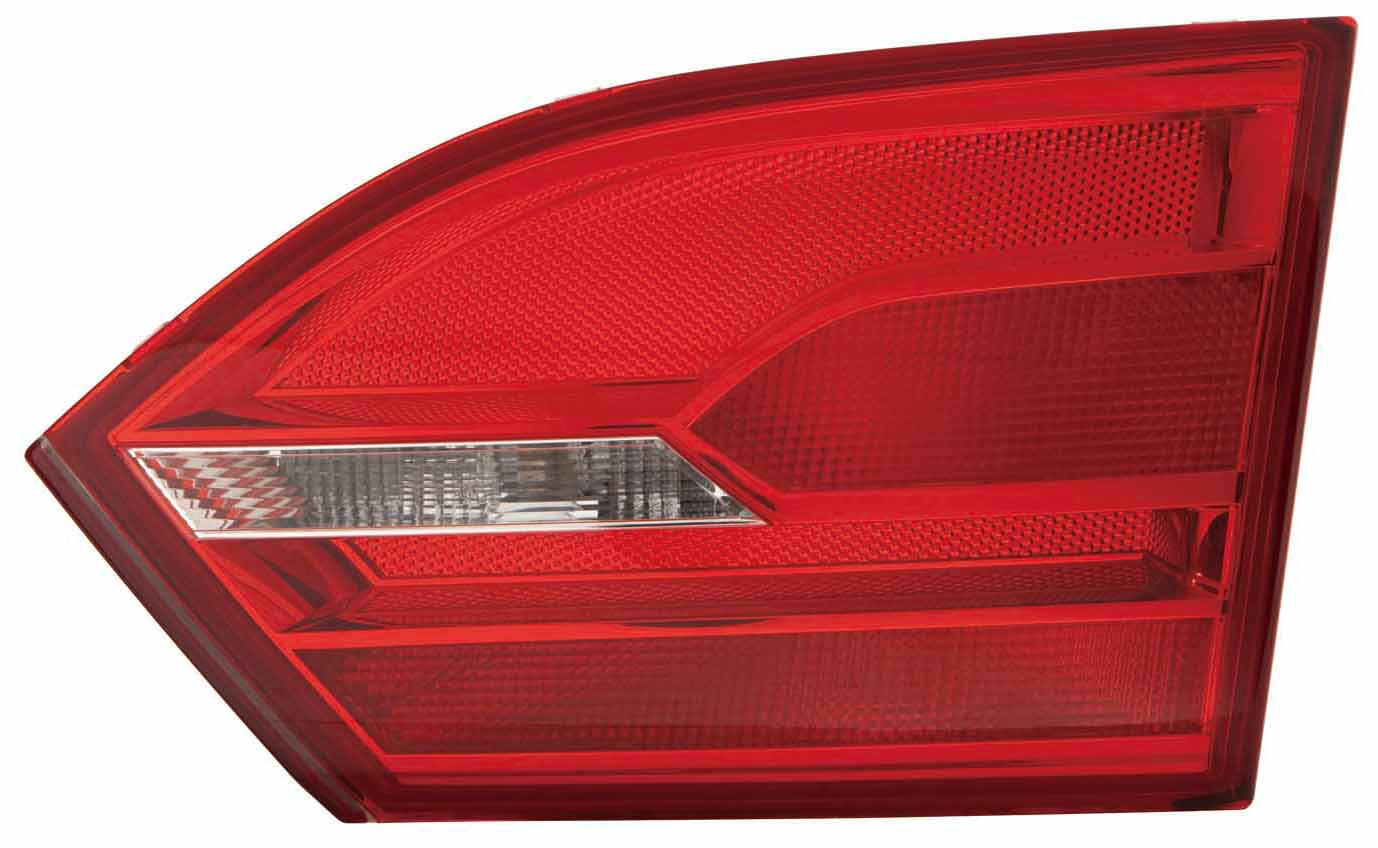 Feu de coffre côté passager pour Volkswagen Jetta 2011-2014 (feu de recul) Capa, VW2803103C - Hunt Parts