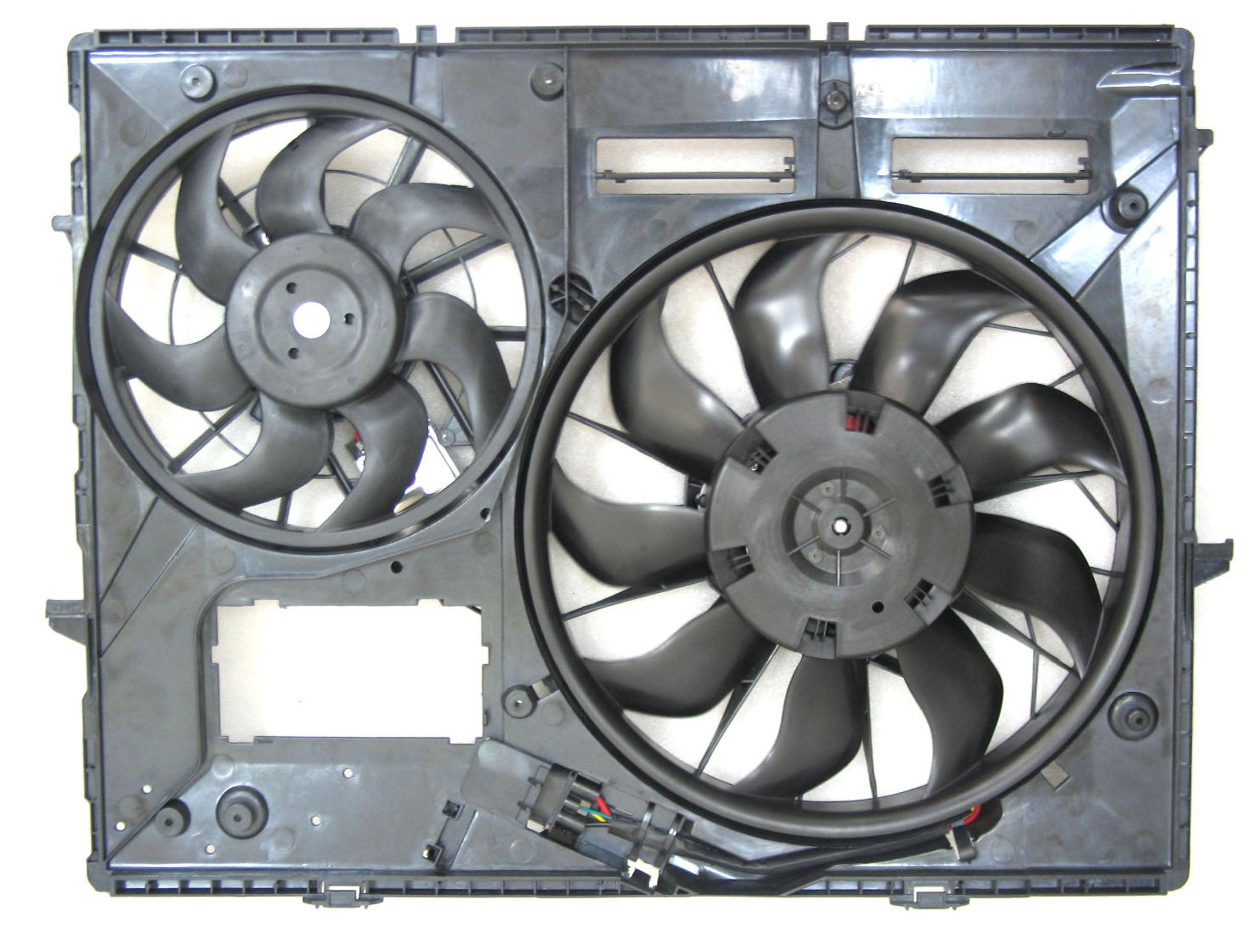 Ensemble ventilateur de refroidissement pour Volkswagen Touareg 2004-2009, double moteur 4.2L V8/5.0L V10 TDI, sans attelage, VW3115111